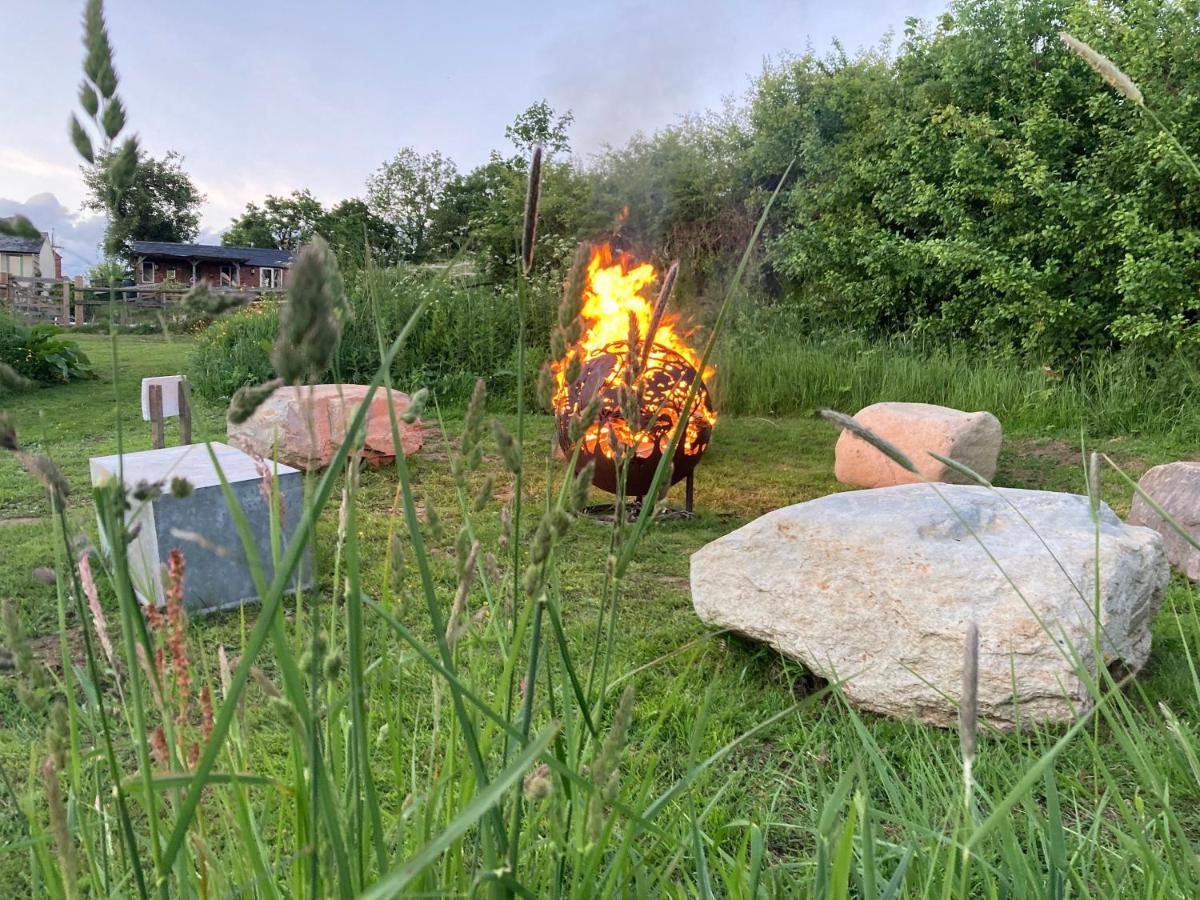The Stable With Cosy Logburner Wrexham